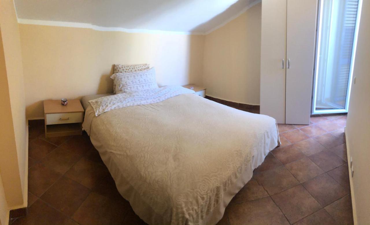 Rafailovici Holiday Apartments المظهر الخارجي الصورة