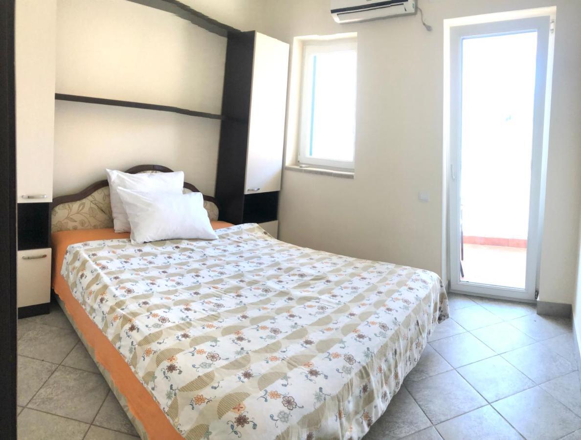 Rafailovici Holiday Apartments المظهر الخارجي الصورة