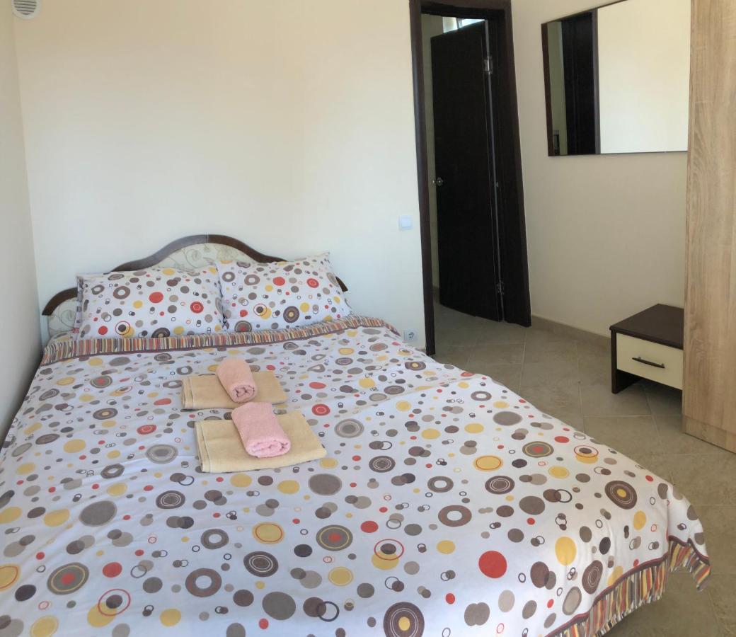 Rafailovici Holiday Apartments المظهر الخارجي الصورة
